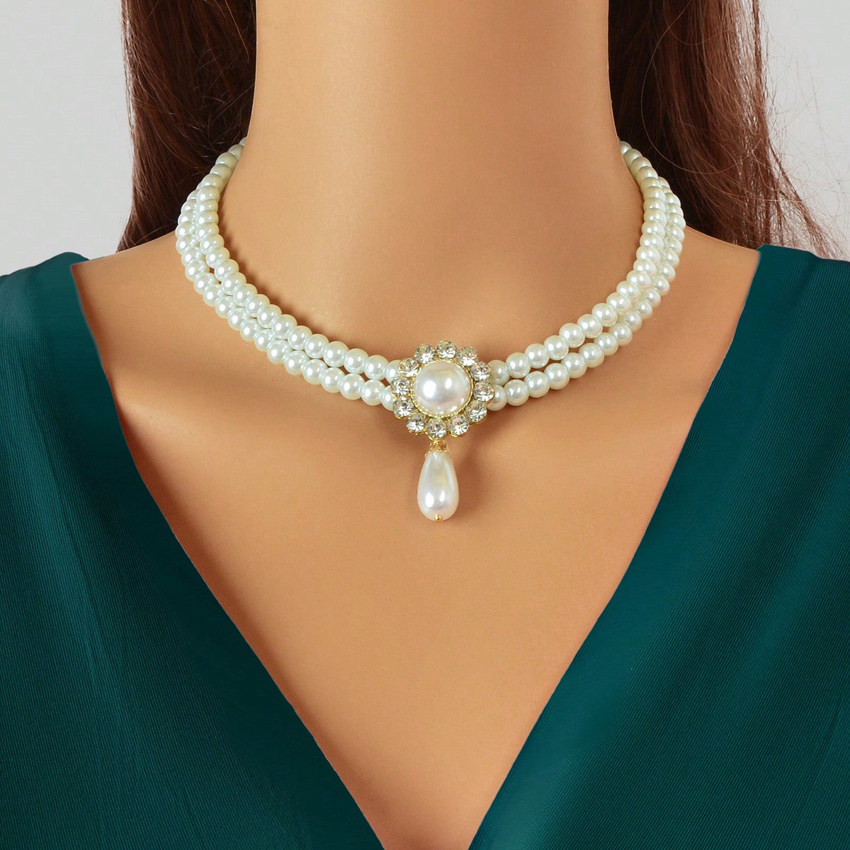 Elegant Double-Layered White Pearl Necklace Classic Jewelry